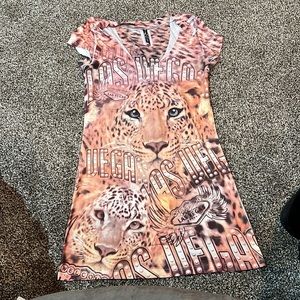 I have a mix of small and medium long sleeve, tank tops and t shirts